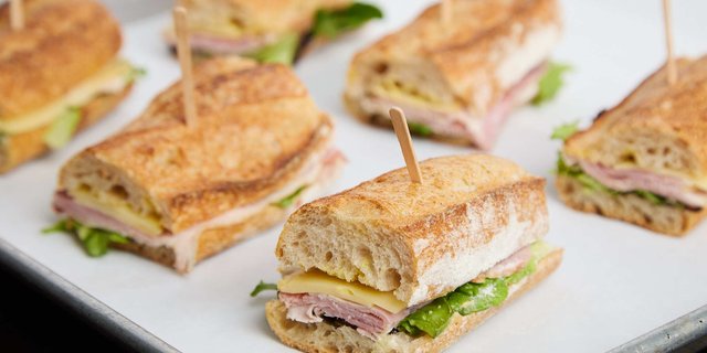 6 Ham & Emmenthaler Cheese Mini Sandwiches