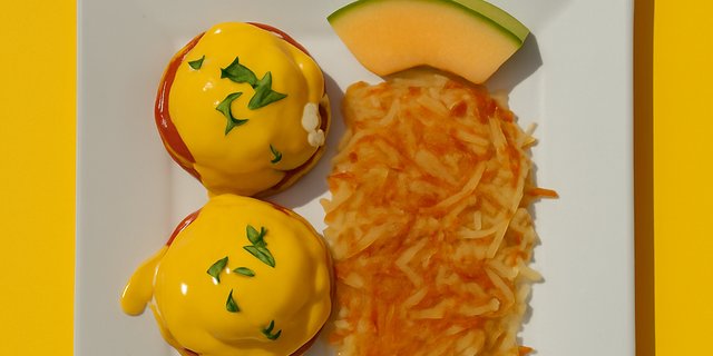 Classic Eggs Benedict