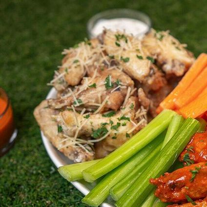 Bone-In Wings Party Pack