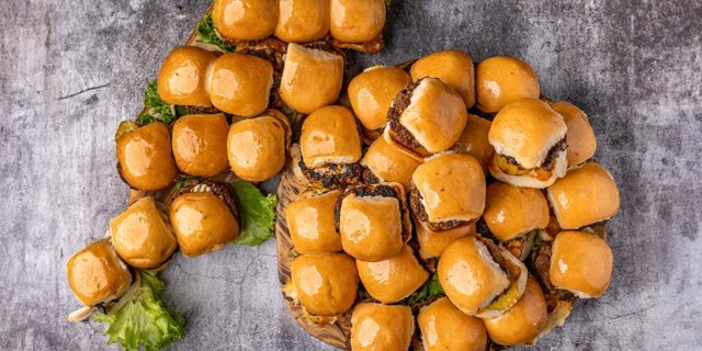 36 Hamburger Sliders