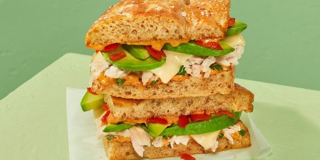 Chipotle Chicken Avo Melt Boxed Lunch