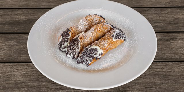 Chocolate Cannoli