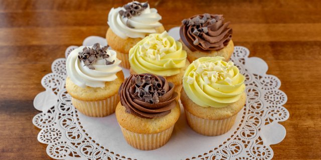 Vanilla Cupcakes