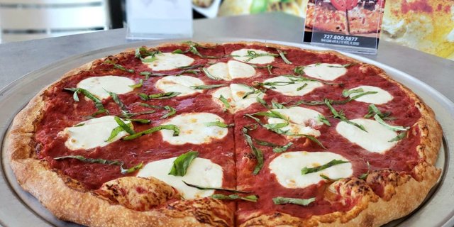 12" Gluten-Free Margherita Pizza