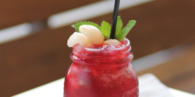 Iced Lychee Hibiscus Tea