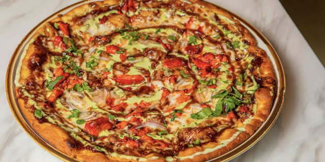 BBQ Chicken 65 Pizza