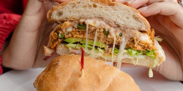 California Melt Sandwich