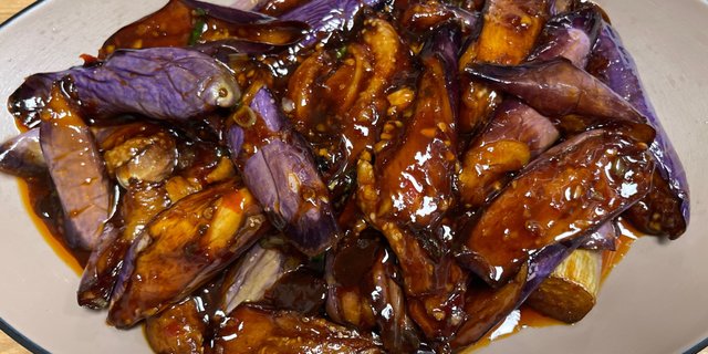 Eggplant w/ Garlic & Chili