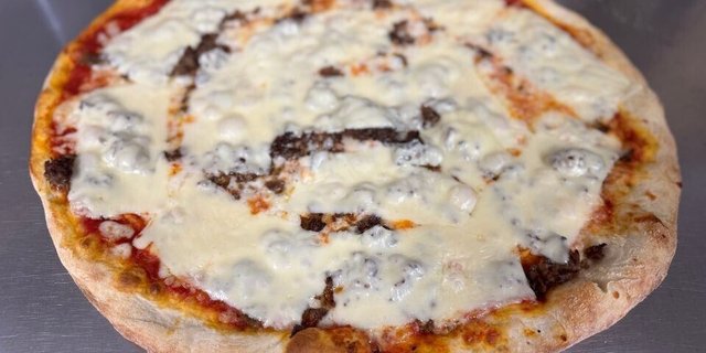Cheesesteak Pizza