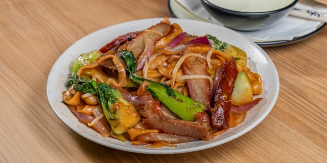 Roast Pork Ramen Stir-Fry