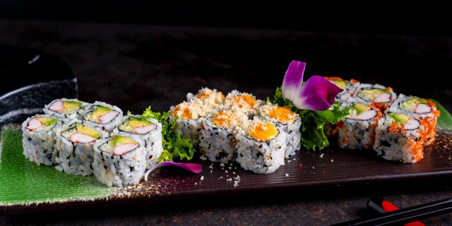 California Roll Platter