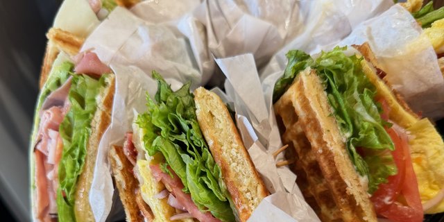 Small Sandwich Tray