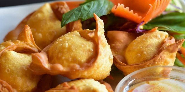 Crab Rangoon