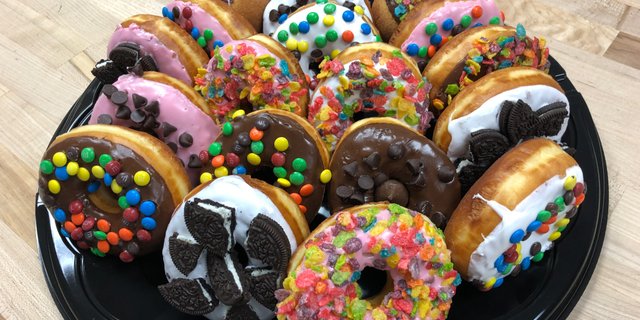 Deluxe Donut Tray