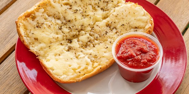 Cheesy Garlic Bread