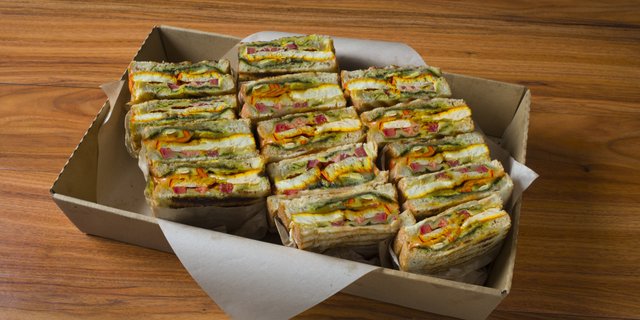 Tofu Pesto Panini Tray