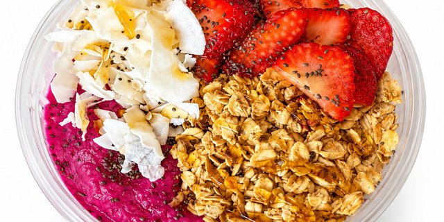 Dragonfruit Dream Smoothie Bowl