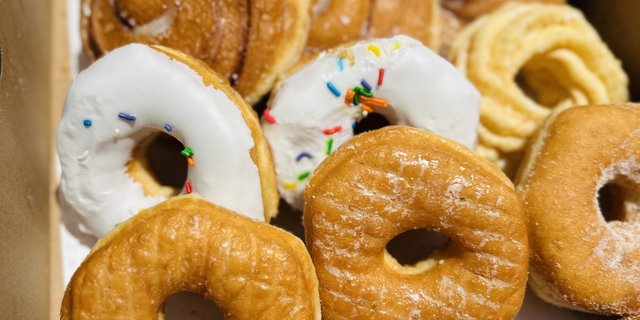 Donuts Box