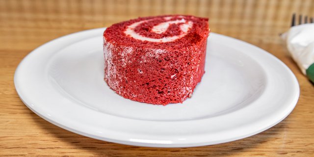Red Velvet Roll
