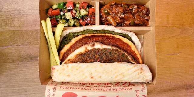 Sâj Flatbread & Mezze Meal