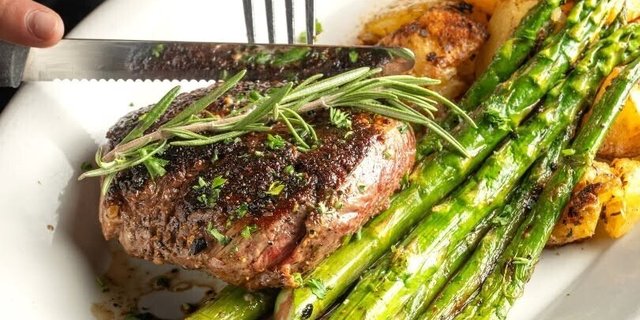 Grilled Petite Filet Steak