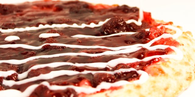 Strawberry Pizza