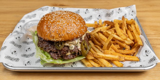Spicy Cheese Blend Burger