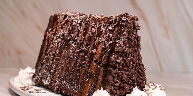 OMG 24-Layer Chocolate Cake