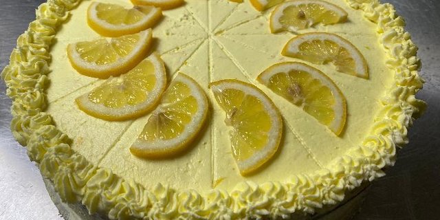Limoncello Cake