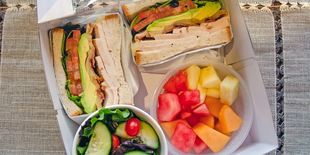 Gluten-Free Turkey and Avocado BLT Lunch Box