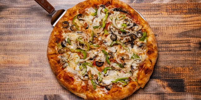 Garden Veggie Pizza