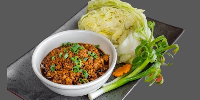 Thai Lettuce Wraps