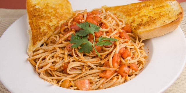 Tomato Basil Linguine
