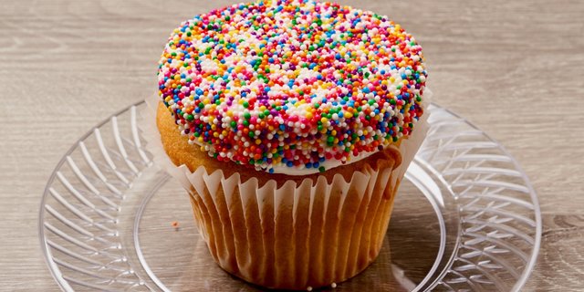 Birthday Cake Cupcake