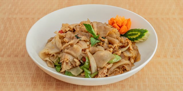 Drunken Noodle
