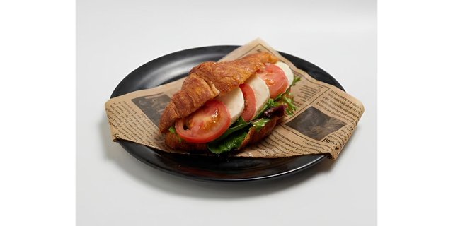Capresse Croissant