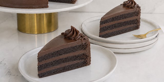 Triple Chocolate Cake Slice