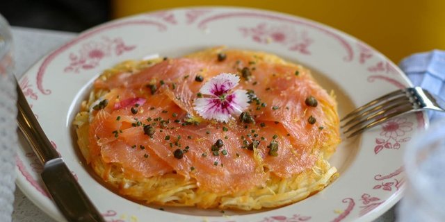 Smoked Salmon Rosti