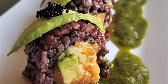 Fiona Black Rice Roll