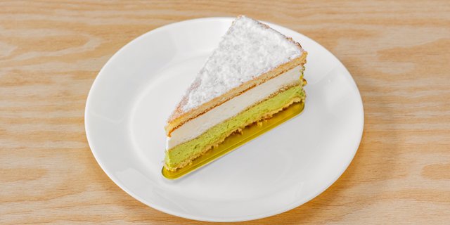 Pistachio Cake