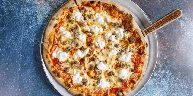 Meatball Pizza