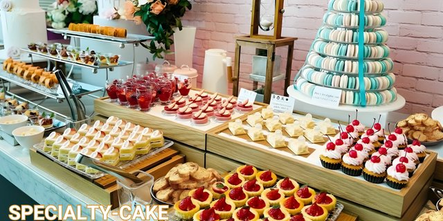 Specialty-Cake Party Package