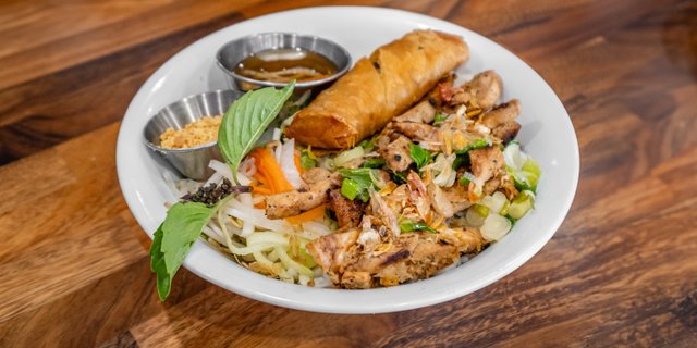 Grilled Chicken (Gà Nướng)