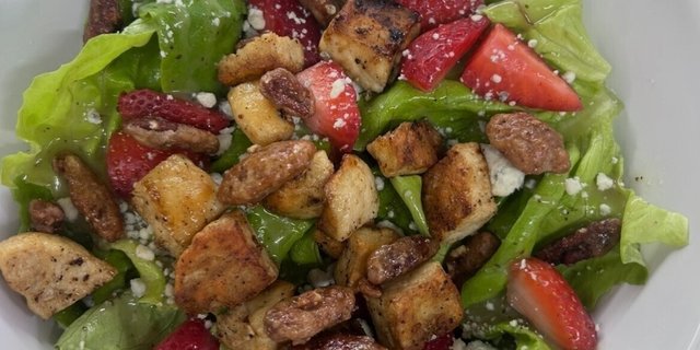 Strawberry Chicken Salad