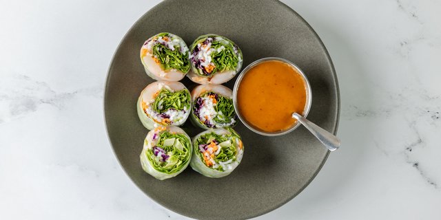 Fresh Shrimp Rolls