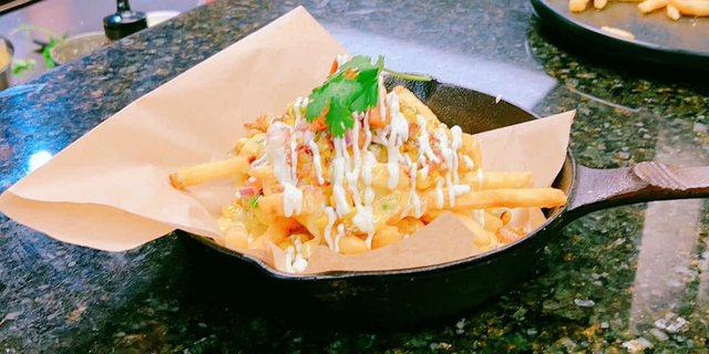 Green Chile Cheese Fries