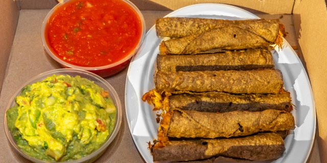 Taquitos Platter