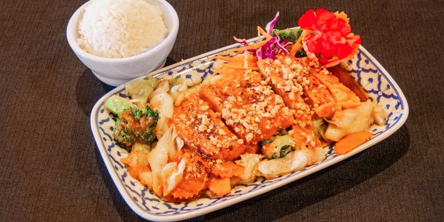 Takhrai BBQ Entree