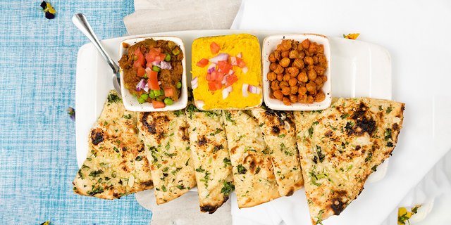 Masala Hummus Platter