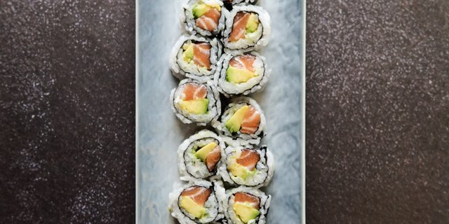 Salmon Avocado Roll